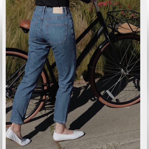Everlane Lightweight distressed THE SUMMER JEAN Straight Jeans Classic Size 25 - Picture 1 of 16